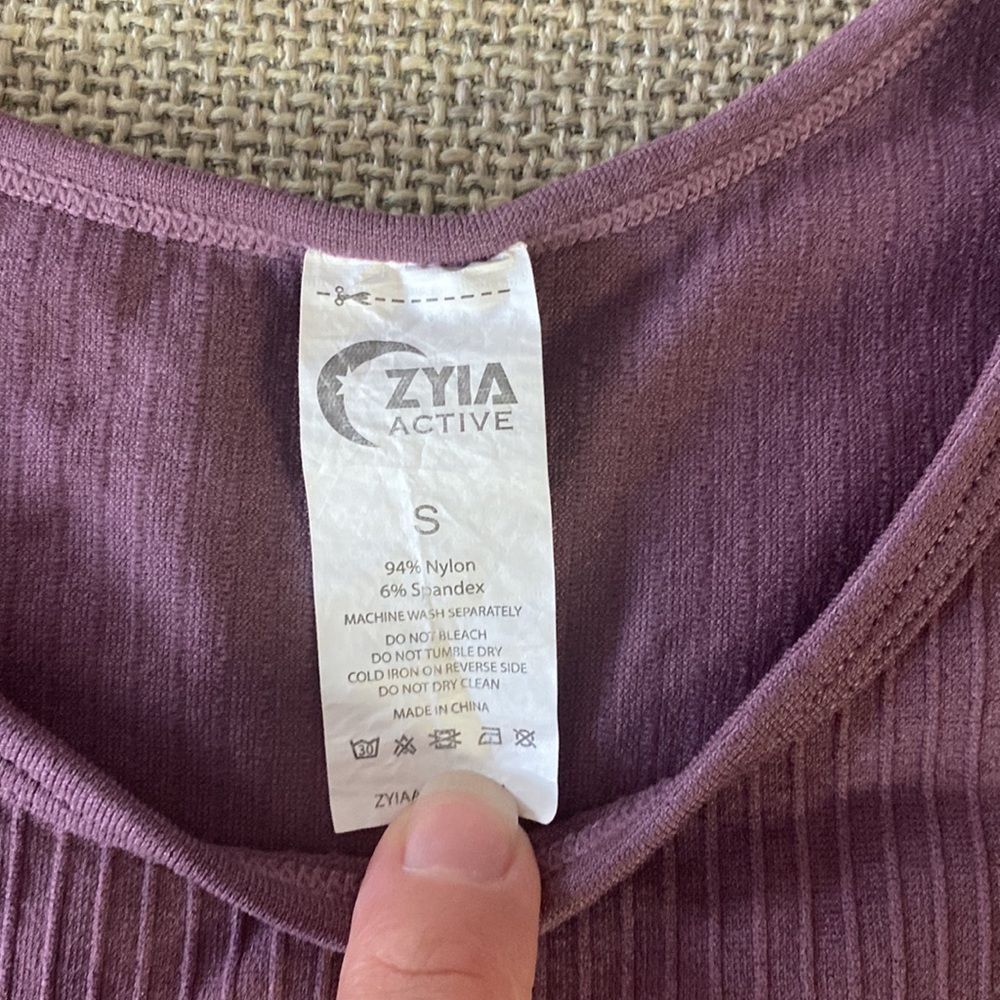 Zyia Parallel Tank Top Lilac Ribbed Stretch Ultra Soft Full Coverage Size S - Picture 6 of 10